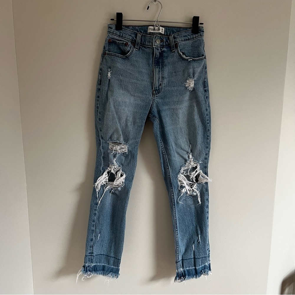 Abercrombie High Rise Mom Jean